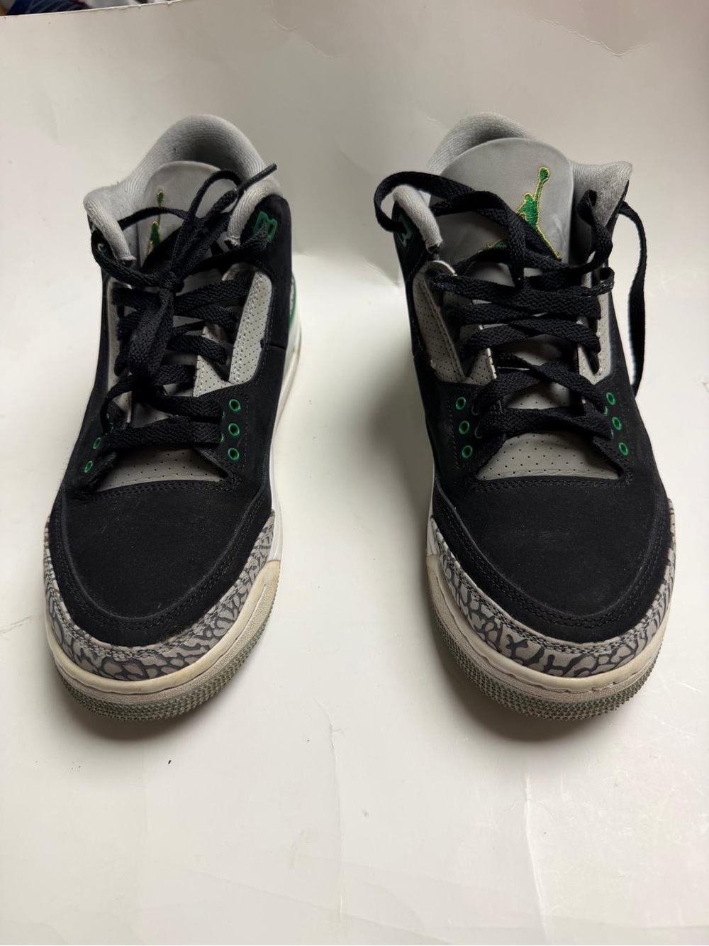 Air Jordan 3 retro mid pine Black Gray and Green Retro-Style Sneakers